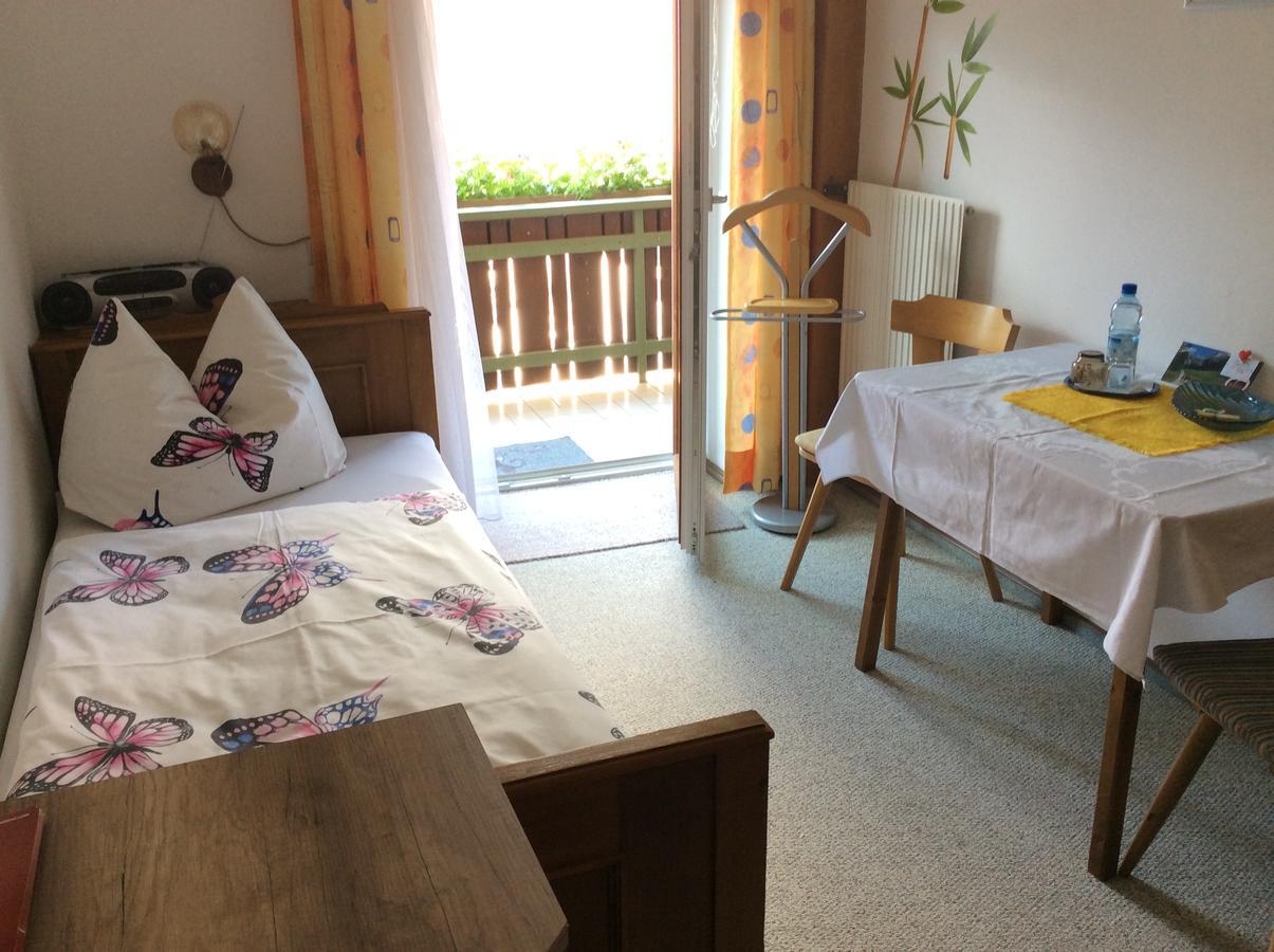 Haus Eder Burgi Hotel Nikolsdorf Cameră foto